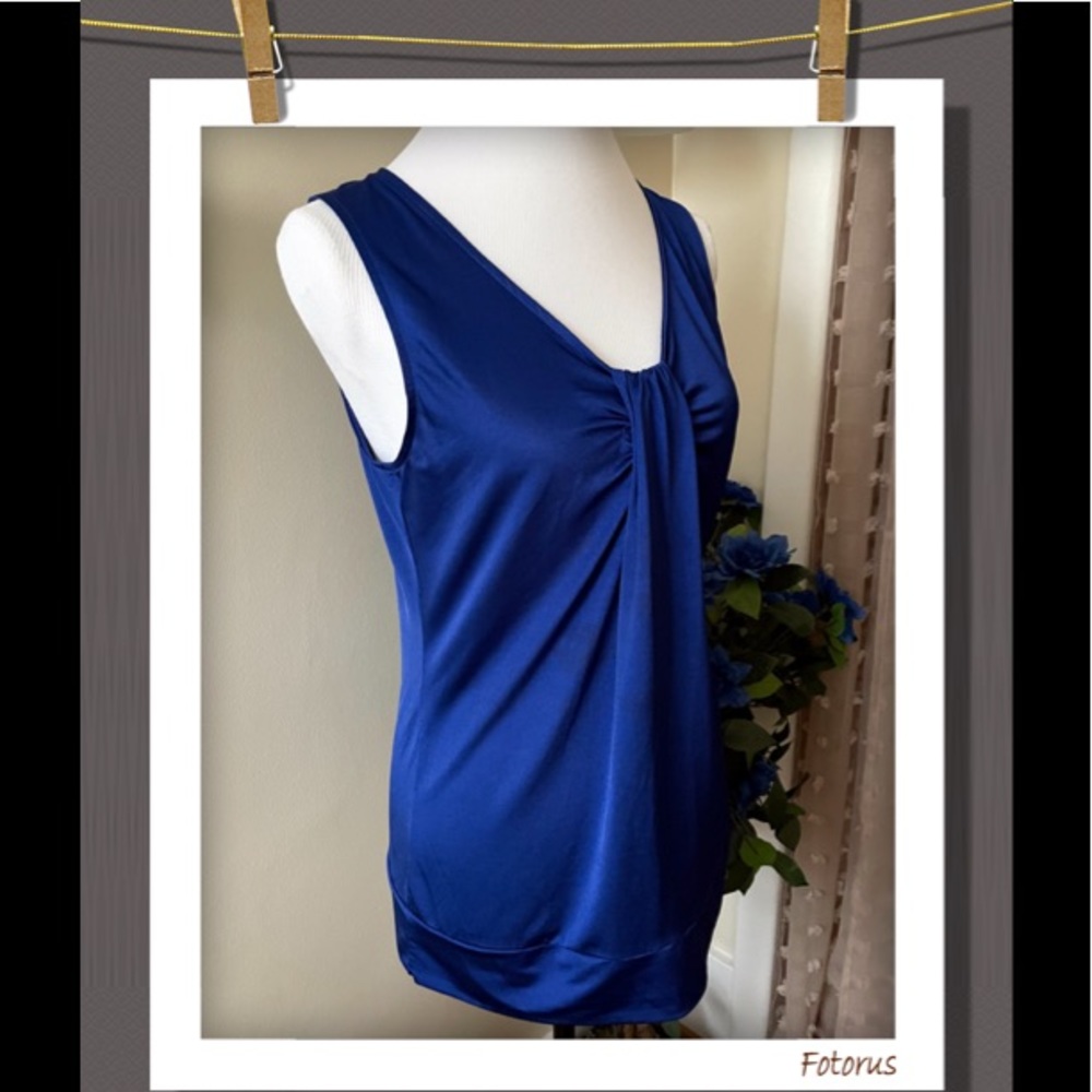 Stretch Sleeveless Blouse. Royal Blue. Medium. - Picture 2 of 9